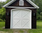 1_wood-carriage-house-doors-3